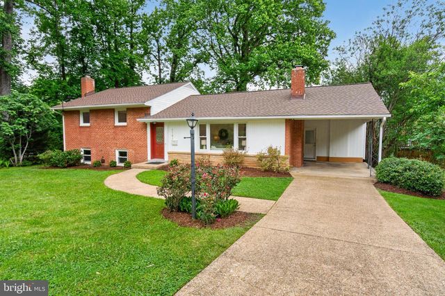 5701 RADNOR CT, Bethesda, MD 20817
