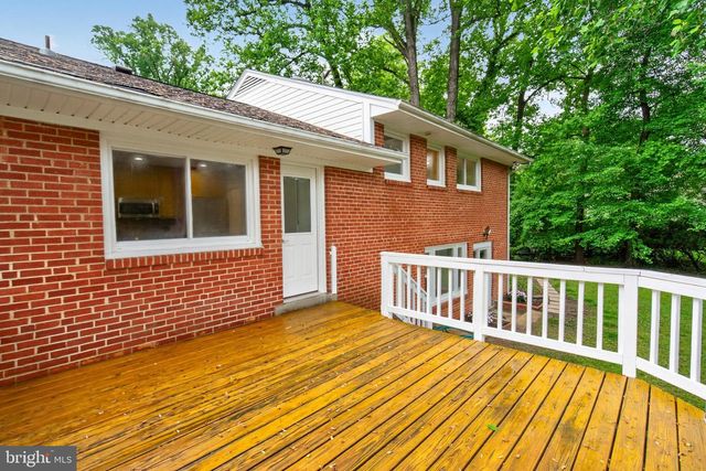 5701 RADNOR CT, Bethesda, MD 20817