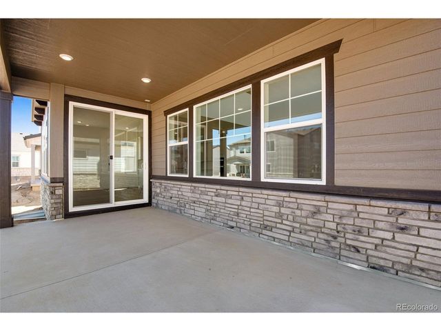 24563 E 34th Ave, Aurora, CO 80019