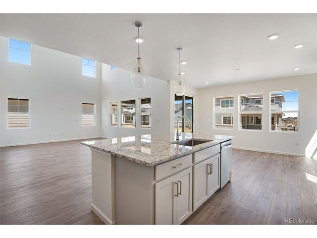 24563 E 34th Ave, Aurora, CO 80019