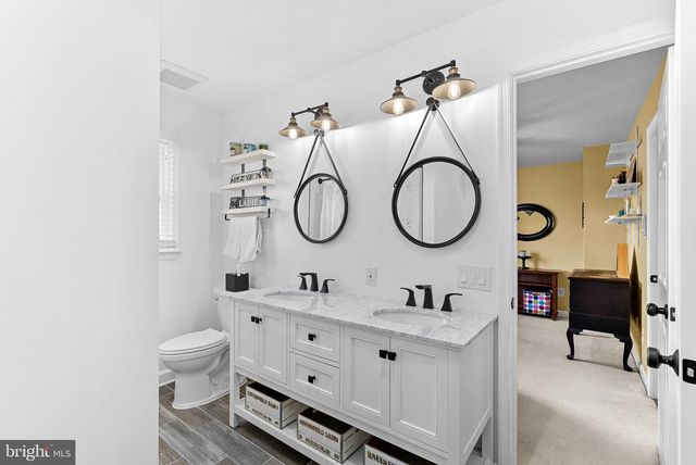 6625 ROCK LAWN DR, Clifton, VA 20124