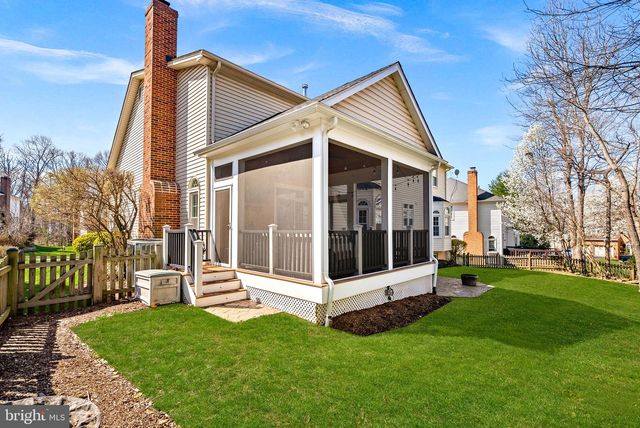 6625 ROCK LAWN DR, Clifton, VA 20124