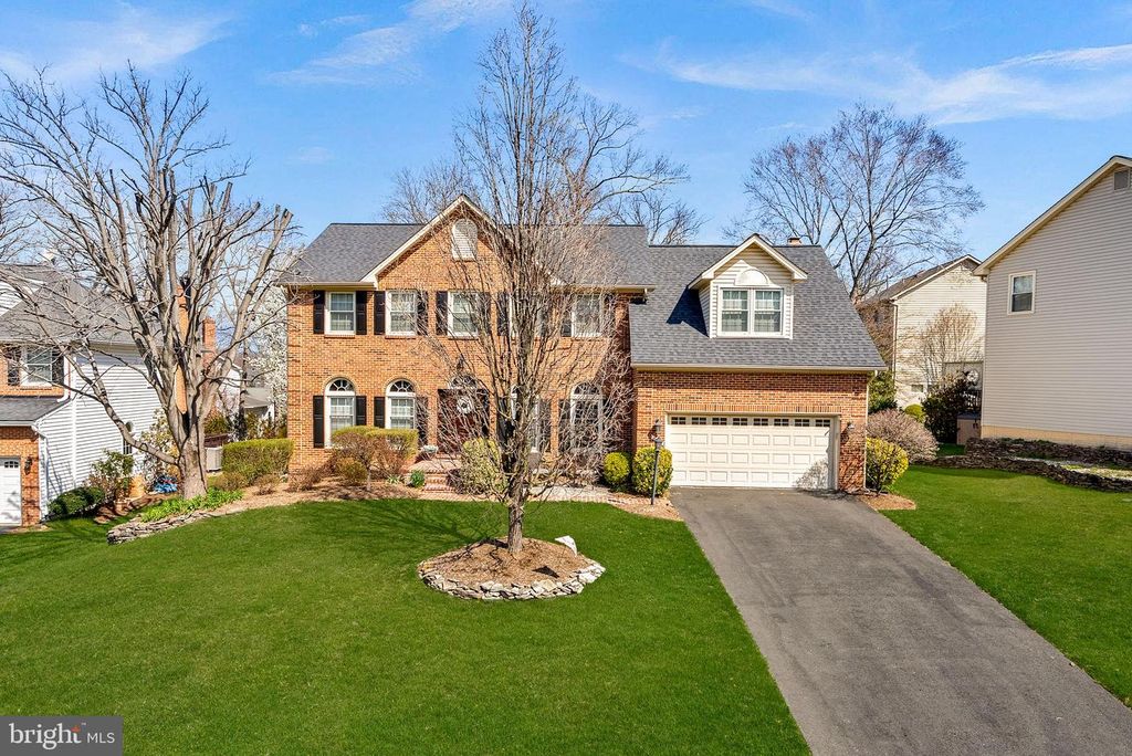 6625 ROCK LAWN DR, Clifton, VA 20124