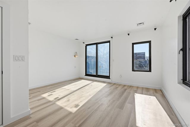 67-38 6th Avenue, Brooklyn, NY 11220