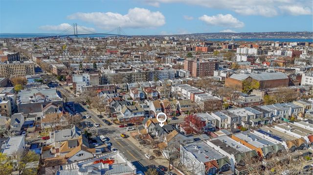 67-38 6th Avenue, Brooklyn, NY 11220