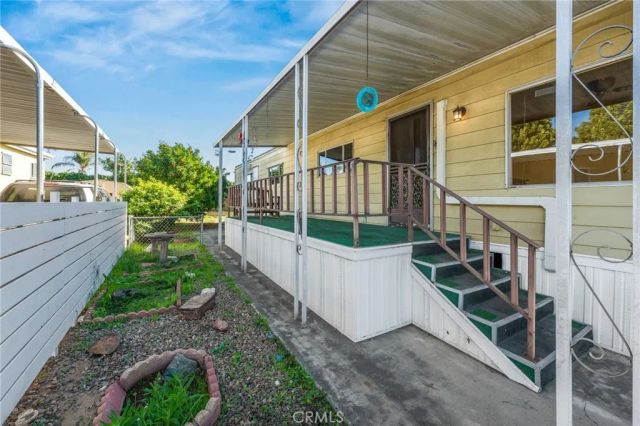 400 Greenfield Drive 18, El Cajon, CA 92021
