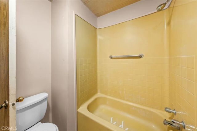 400 Greenfield Drive 18, El Cajon, CA 92021