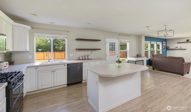 14333 47th Drive SE, Snohomish, WA 98296