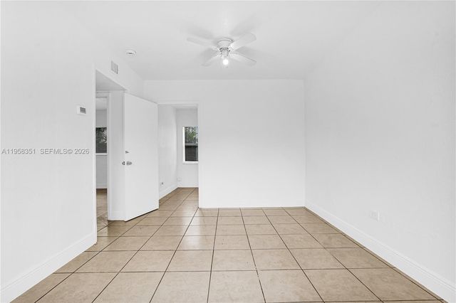 1960 SW 41st Ave 3, Fort Lauderdale, FL 33317