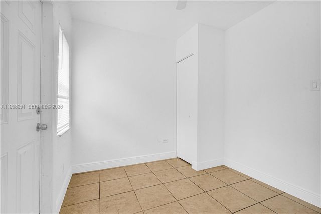 1960 SW 41st Ave 3, Fort Lauderdale, FL 33317