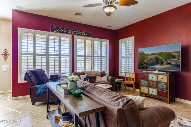 325 W BLUE LAGOON Drive, Casa Grande, AZ 85122