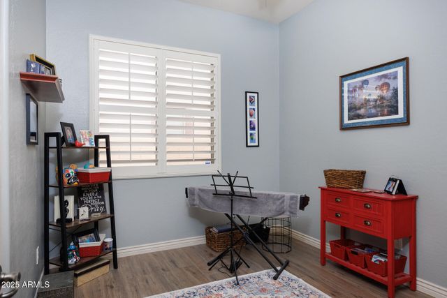 325 W BLUE LAGOON Drive, Casa Grande, AZ 85122