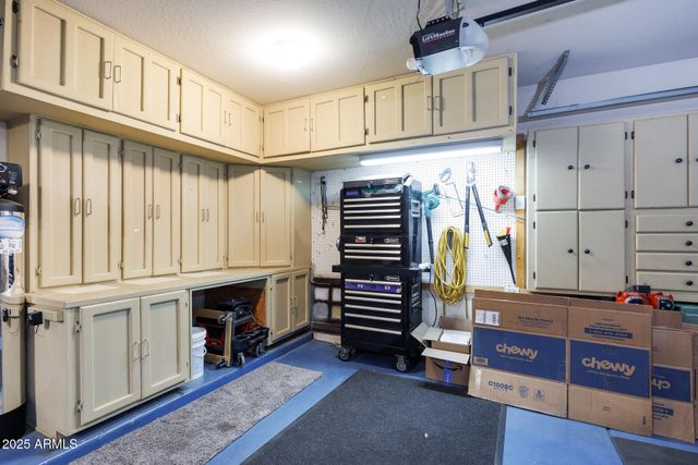 325 W BLUE LAGOON Drive, Casa Grande, AZ 85122