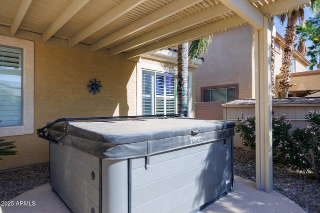 325 W BLUE LAGOON Drive, Casa Grande, AZ 85122