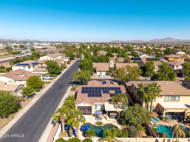 325 W BLUE LAGOON Drive, Casa Grande, AZ 85122