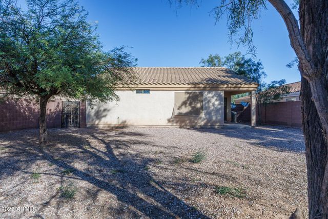 325 W BLUE LAGOON Drive, Casa Grande, AZ 85122