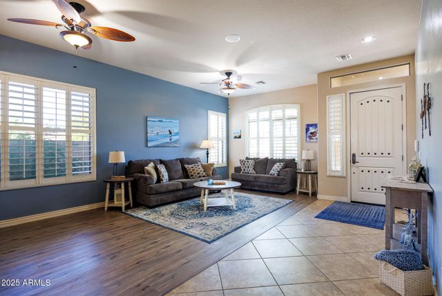 325 W BLUE LAGOON Drive, Casa Grande, AZ 85122