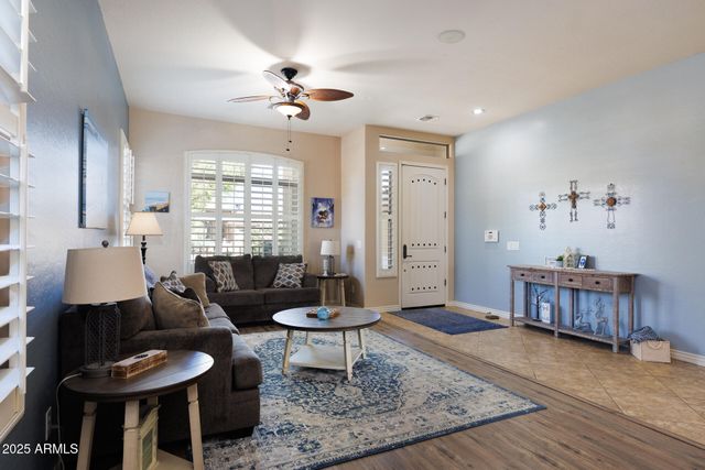 325 W BLUE LAGOON Drive, Casa Grande, AZ 85122