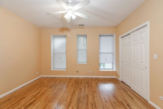 3549 S King Drive 3, Chicago, IL 60653