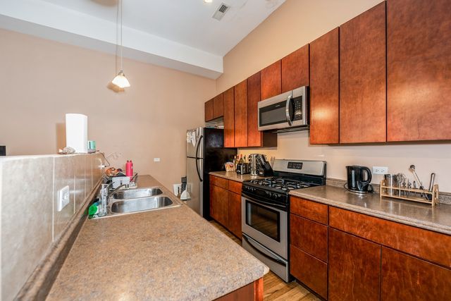 3549 S King Drive 3, Chicago, IL 60653