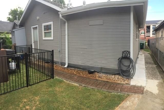 7235 Avenue C, Houston, TX 77011