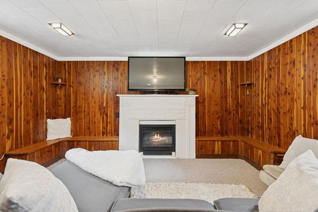 117 9th Avenue NW, Rochester, MN 55901