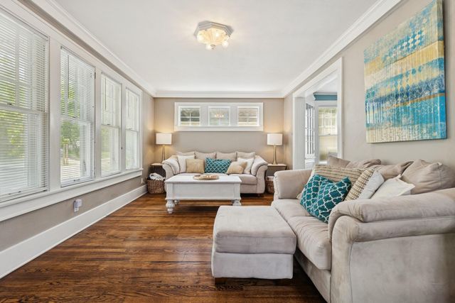 117 9th Avenue NW, Rochester, MN 55901