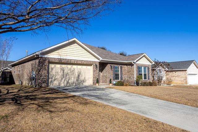 118 Bluffton, Dothan, AL 36301