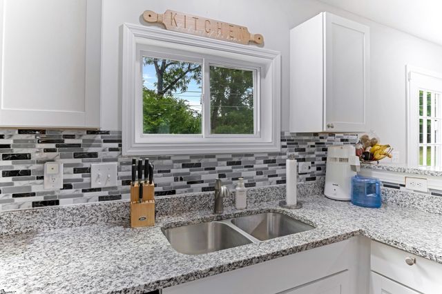 415 Poole Street, Woodruff, SC 29388