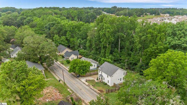 415 Poole Street, Woodruff, SC 29388