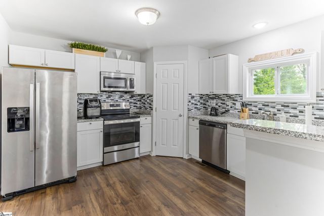 415 Poole Street, Woodruff, SC 29388