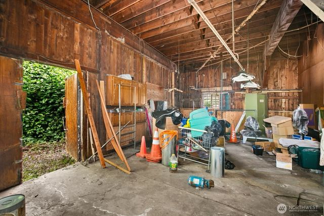 9432 Rainier Avenue S, Seattle, WA 98118