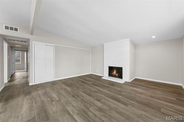 750 Saint Anthony Lane, St Louis, MO 63033