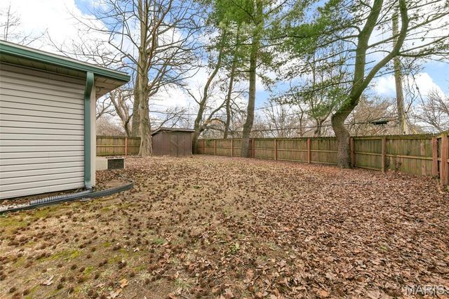 750 Saint Anthony Lane, St Louis, MO 63033