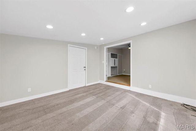 750 Saint Anthony Lane, St Louis, MO 63033