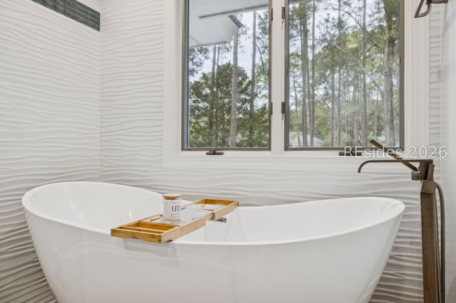 9 Full Sweep, Hilton Head Island, SC 29928