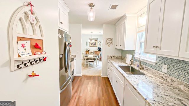 29 Eric Way, Bogart, GA 30622
