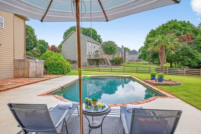 8965 Creekstone Place, Gainesville, GA 30506