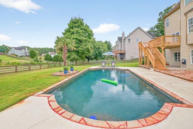 8965 Creekstone Place, Gainesville, GA 30506