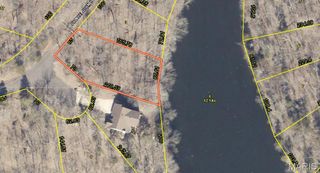 1850 Prince John Drive, Lake Sherwood, MO 63357