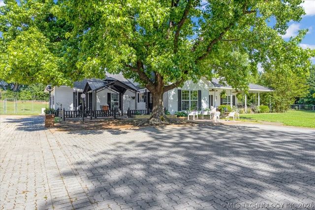 17843 Bridgeview Road, Madill, OK 73446