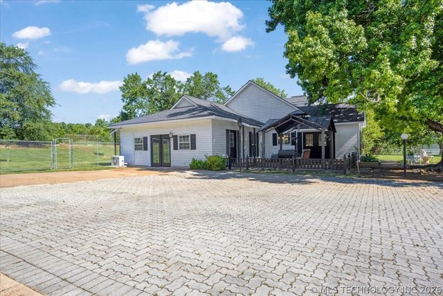 17843 Bridgeview Road, Madill, OK 73446