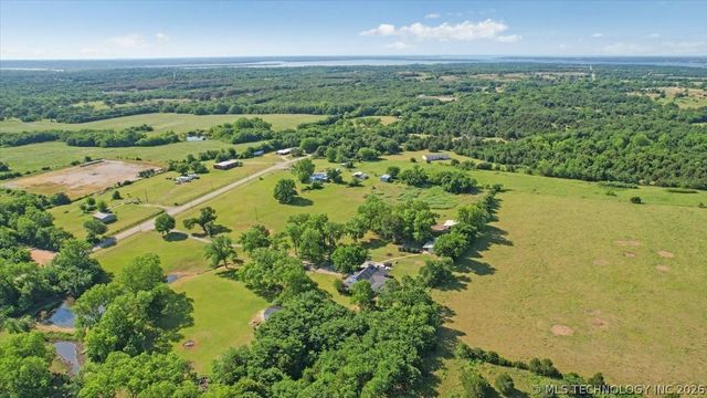 17843 Bridgeview Road, Madill, OK 73446