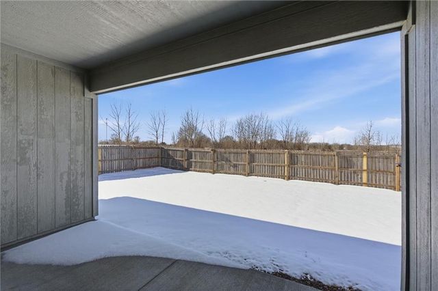 21844 Franklin Street, Spring Hill, KS 66083