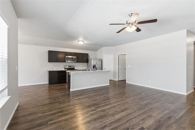 21844 Franklin Street, Spring Hill, KS 66083