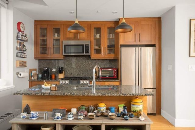 2056 5th Ave Apt 6D, New York City, NY 10035