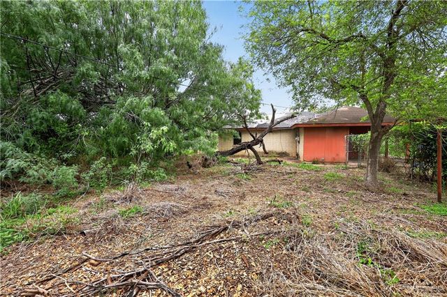 1104 S Chelo Drive, La Feria, TX 78559