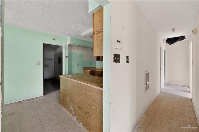 1104 S Chelo Drive, La Feria, TX 78559