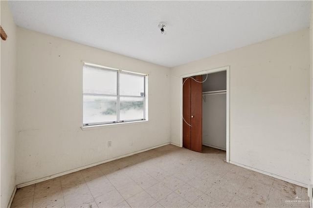 1104 S Chelo Drive, La Feria, TX 78559