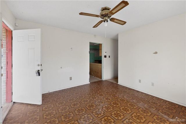 1104 S Chelo Drive, La Feria, TX 78559